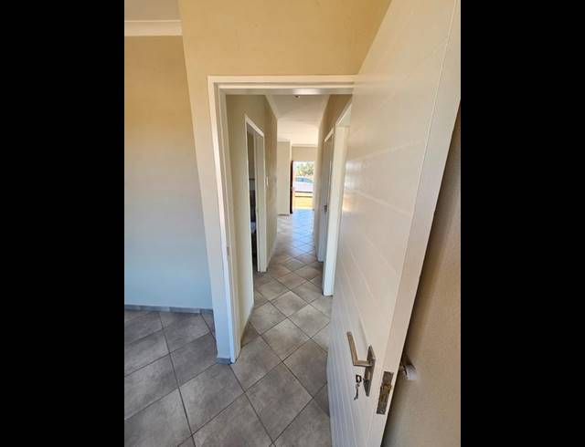 2 BEDROOM HOUSE FOR SALE IN KLIPPOORTJIE